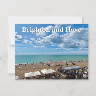 Brighton en Hove Beach op een zomerdag Briefkaart