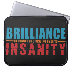 BRILLIANCE VS INSANITY aangepaste laptophoes Laptop Sleeve