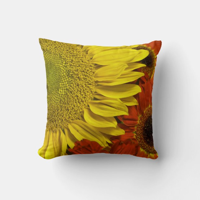 Brilliant Autumn Pillow Kussen (Voorkant)