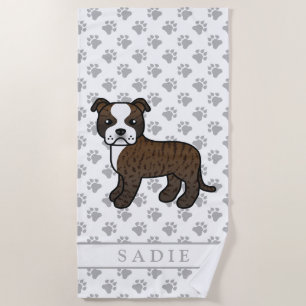 Brindle en White Staffie Cute Cartoon Dog & Name Strandlaken