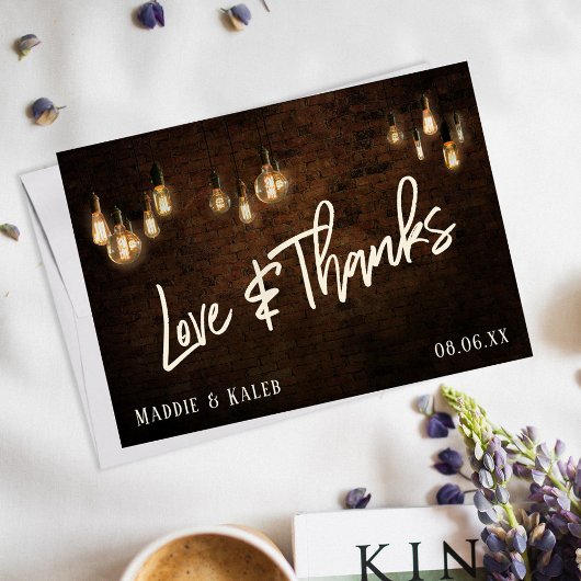 Briques avec/ Vintage Edison Lights Love & Merci