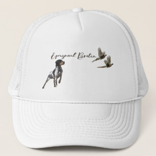 Brittany Spaniel jaagt in het veld Trucker Pet
