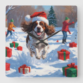 Brittany Spaniel Kerstfeest Sneeuwscène Vierkante Klok (Voorkant)