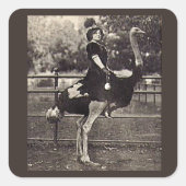  Broadway Actress Ridt een struisvogel uit Vierkante Sticker (Voorkant)