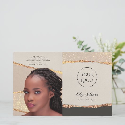 Brochure Bifold Black Or (Debout devant)