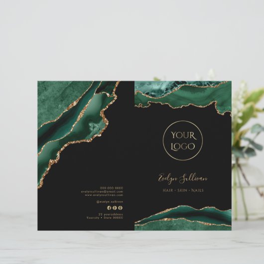 Brochure du menu du service agate émeraude et or (Debout devant)