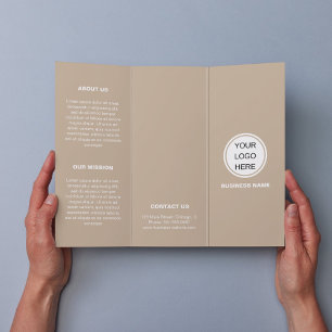 Brochure over minimalistische zakelijke Logo en dr