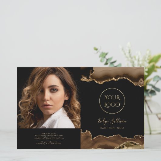 Brochure pliée d'agate Brown (Debout devant)