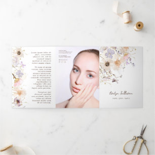 Brochure triplée fleurs séchées