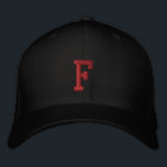 Brodée Casquette ajustable F monogramme<br><div class="desc">Soutenez votre équipe préférée avec ce casquette. Monogramme est personnalisable, vous pouvez donc substituer une autre lettre à la place du "F". Choisissez parmi une variété de couleurs casquettes et de points.</div>