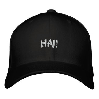 Brodée HAI ! Casquette foncé