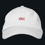 Brodée KING Text Personnalisé casquette Personnalisé Styl<br><div class="desc">Joli Accessoires pour Cheveux pour Hommes ou Garçons,  Nom King Imprimé avec Casquette de baseball brodé en coton. Couleur du texte : Lipstick Casquette Couleur : Blanc. Créez votre propre casquette ou casquette de texte broder.</div>