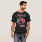 Broer van de zoete vierde donut-dag t-shirt (Voorkant volledig)