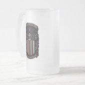 Brogan Crest Mok (Voorkant links)