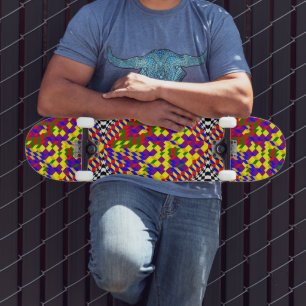 Broken Cube door Kenneth Yoncich Skateboard