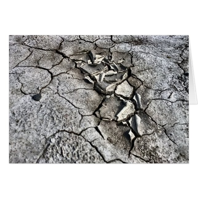 Broken Earth (Voorkant Horizontaal)