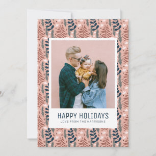Bron: Bron: Whimsical Scandi Pink Foliage Pattern Feestdagenkaart