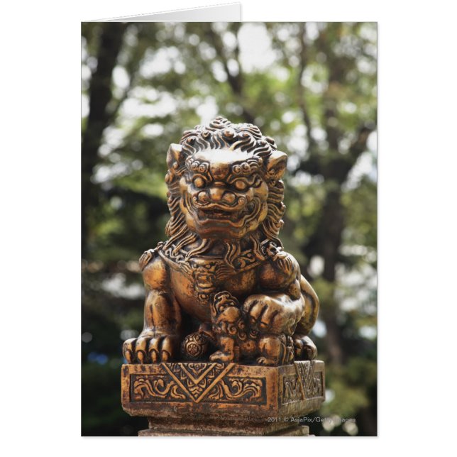 Bronze lion standbeeld (Voorkant)