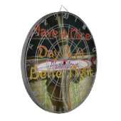 Bronze Rabbit Sculpture met Inspirerend quotes Dartbord (Voorkant Links)