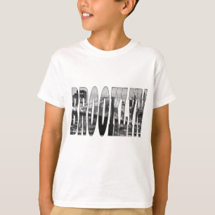 Brooklyn Bridge en Manhattan Skyline 's nachts T-shirt