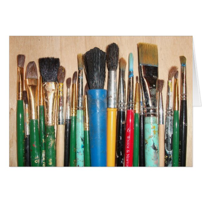 Brosses à peinture colorées dans une rangée (Devant Horizontal)