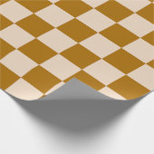 Brown and beige checkerboard pattern cadeaupapier (Hoek)