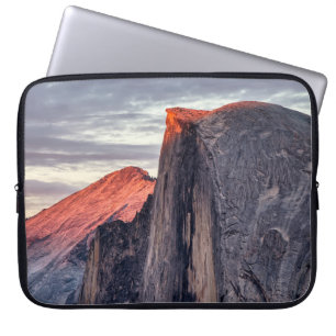 BROWN- EN ZWARTE ROCK-FORMATIES LAPTOP SLEEVE