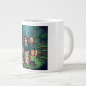 Brown Family Coffee Mug  Extra Grote Beker (Voorkant rechts)