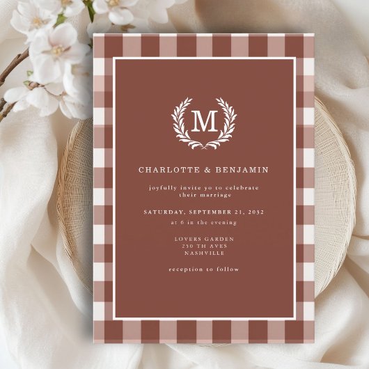 Brown Gingham Monogram Crest Kaart