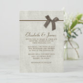 Brown Rustic Burlap Invitations de mariage (Debout devant)