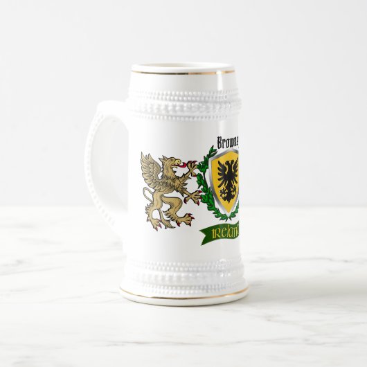Browne Irish Shield Personalized Bierpul (Voorkant links)