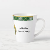 Browne Irish Shield & Tartan gepersonaliseerd Latte Mok (Rechts)