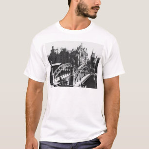 Brug in Speicherstadt Hamburg, c.1910 T-shirt