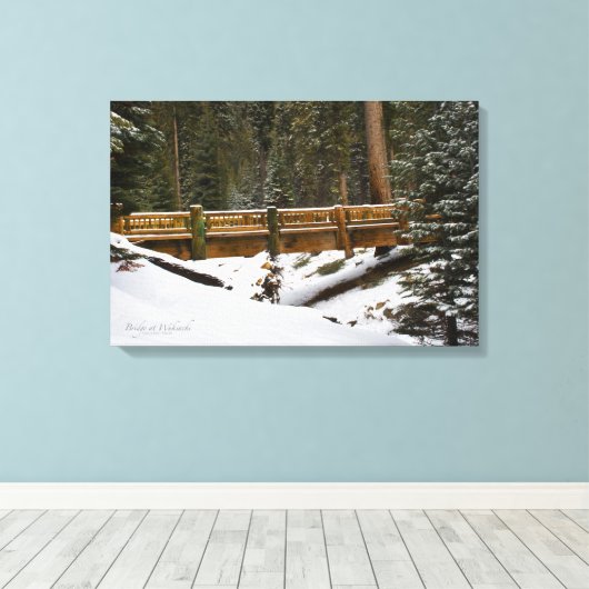 Brug in Wuksachi Canvas Afdruk (Insitu (Houten vloer))