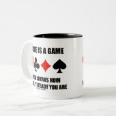 Brug is een spel dat Show hoe moreel gestaag Tweekleurige Koffiemok (Voorkant links)