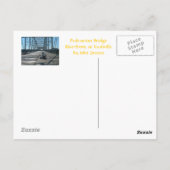 Brug van voetgangers aan de Riverfront Briefkaart (Achterkant)