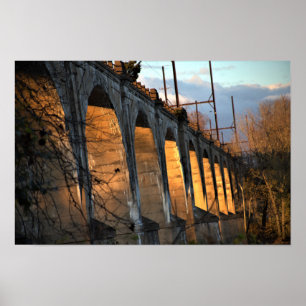 Brug verlicht door zonlicht Poster