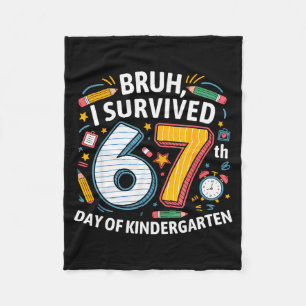 Bruh ik overleefde de 67e dag van de kleuterschool fleece deken