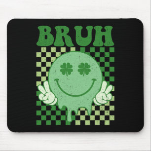 Bruh Lachend Gezicht Groovy St. Patrick's Day Mann Muismat