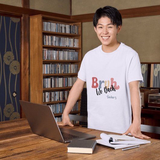 Bruh we terug, terug naar school leraar TSshirt T-shirt