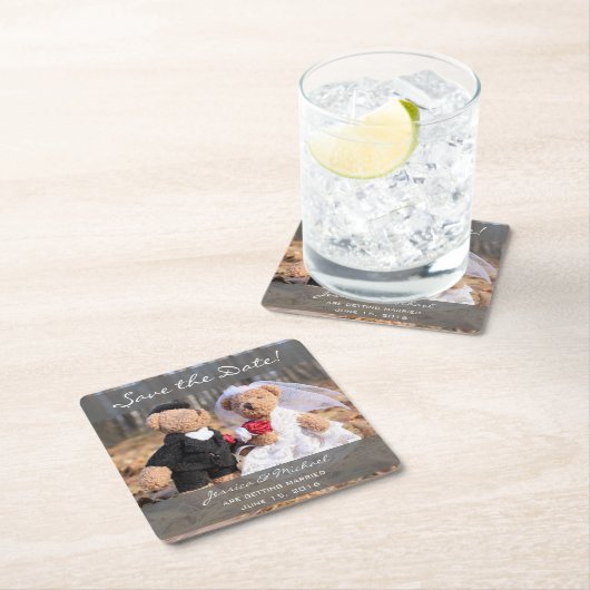 Bruid en bruidegom Beren Save the Date Vierkante Kartonnen Onderzetter (Insitu)