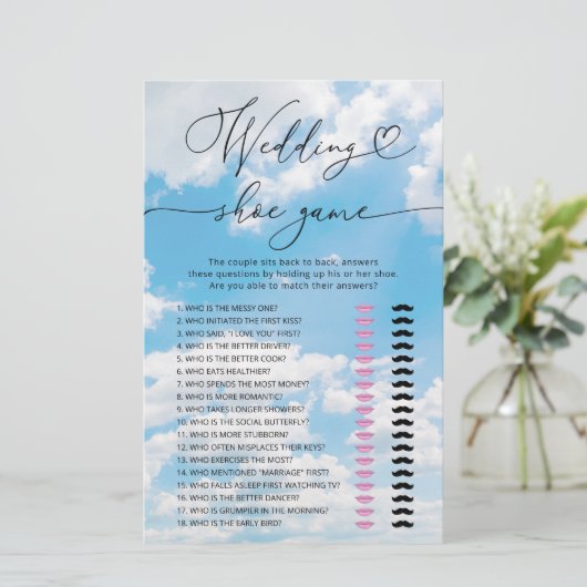 Bruid is op cloud negen bruiloft schoen spel Kaart (Staand voorkant)