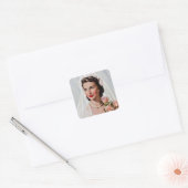 Bruid met roze rozen vierkante sticker (Envelop)