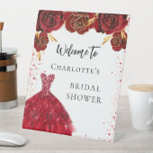 Bruidsfeest rood witte jurk bloemen welkom reclamebord met voetstuk (Insitu)