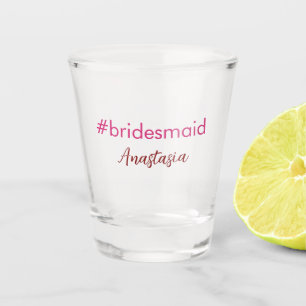 Bruidsmeisje hashtag lichtroze voeg naam bruid toe shot glas
