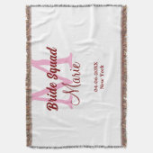 Bruidsquadron naam monogram bruidsmeisje roze datu deken (Voorkant Verticaal)