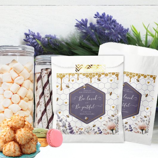 Bruidsshower: Bee-Loved en Bee-Youtiful Bedankzakje