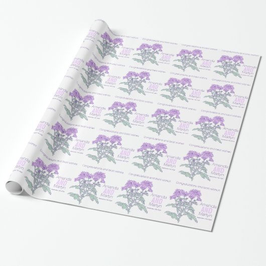 Bruiloft chrysant paarse naam datum wrap cadeaupapier (Uitgerold)
