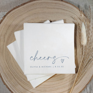 Bruiloft met handgeschreven 'Cheers' en hartjes in Servet