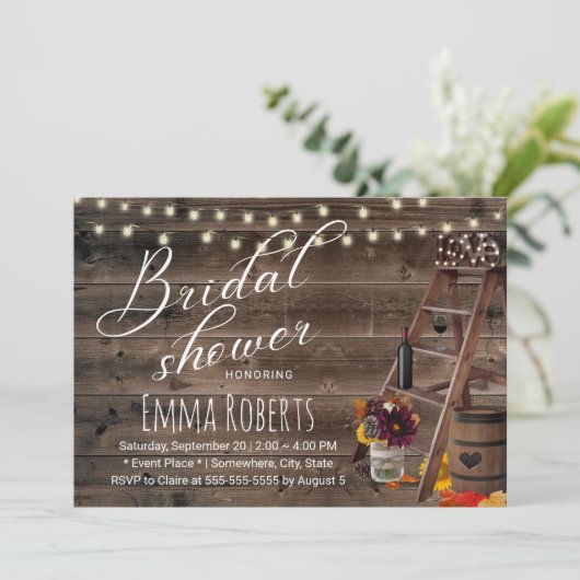 Bruiloft met herfstthema in wijnvat en ladder stij kaart (Staand voorkant)